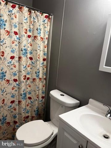 23 LERNER CT, Sicklerville, NJ 08081