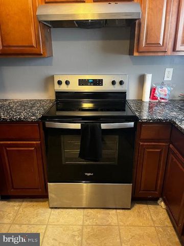 23 LERNER CT, Sicklerville, NJ 08081