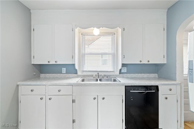 1331 Spangler Street NE, Canton, OH 44714