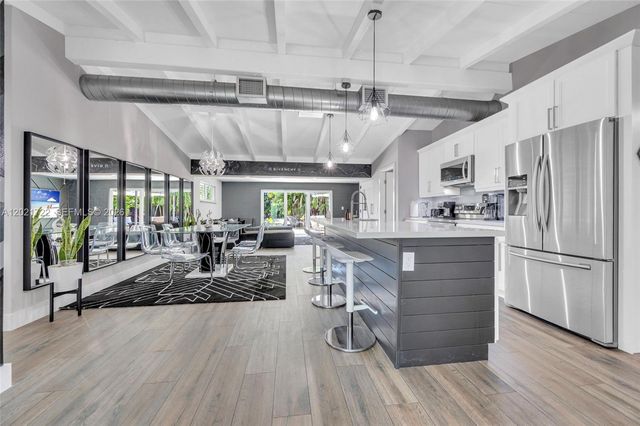 2407 Nassau Ln, Fort Lauderdale, FL 33312