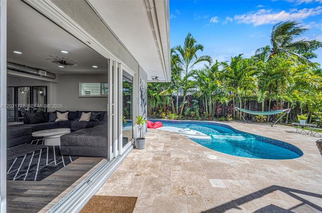 2407 Nassau Ln, Fort Lauderdale, FL 33312