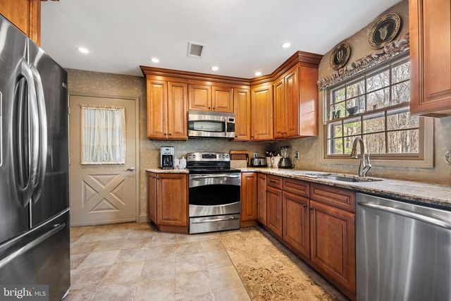 50 OROURKE DR, Robbinsville, NJ 08691