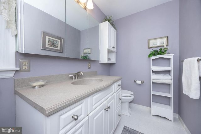 50 OROURKE DR, Robbinsville, NJ 08691
