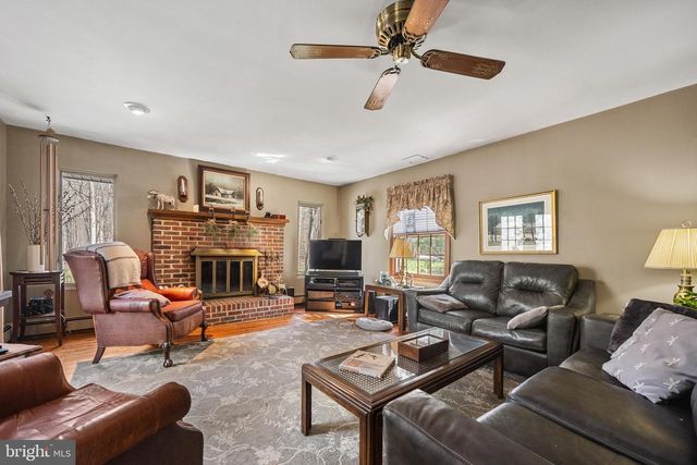 50 OROURKE DR, Robbinsville, NJ 08691