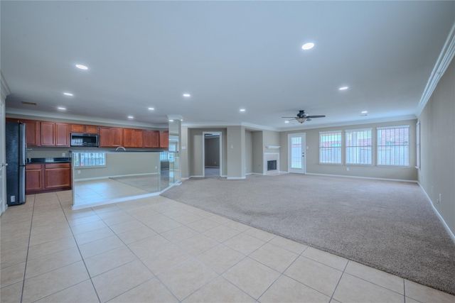 315 Remington Green Court, Houston, TX 77073