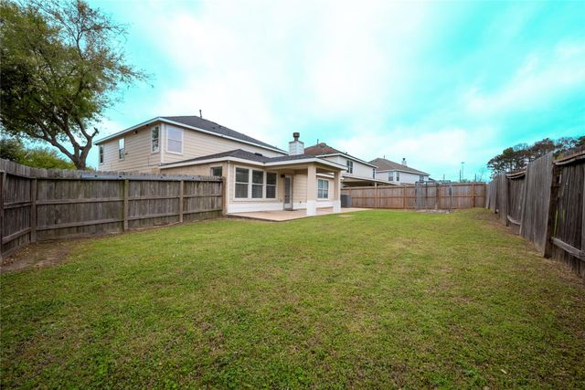 315 Remington Green Court, Houston, TX 77073