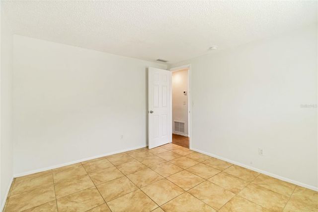 1003 58TH AVENUE DRIVE E, Bradenton, FL 34203