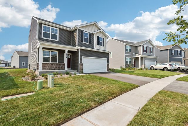 2653 Camelback Drive, Pingree Grove, IL 60140