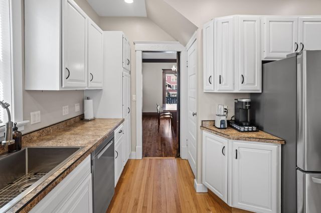 1124 5th Avenue S, Fargo, ND 58103