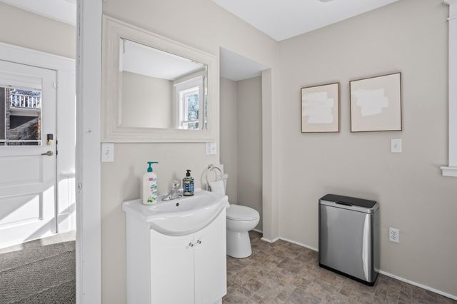 1124 5th Avenue S, Fargo, ND 58103