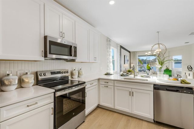 9205 OPTIMIST WAY, Palmetto, FL 34221