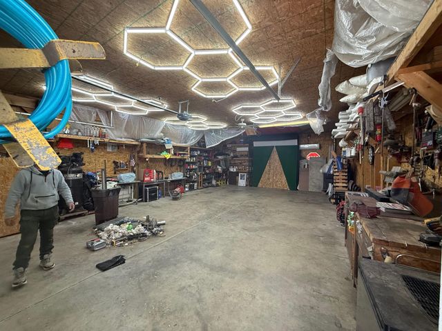 12160 Neff Road, Clio, MI 48420