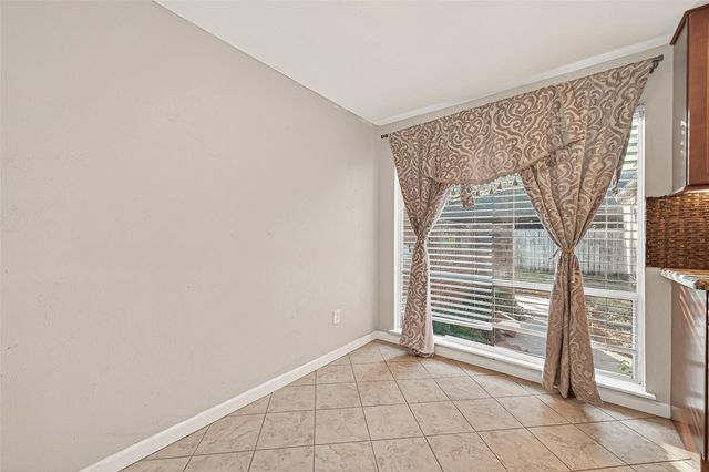 13702 Ella Lee Lane, Houston, TX 77077