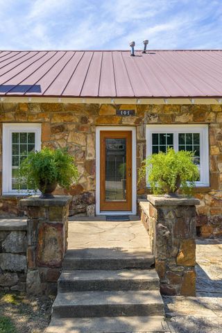 101 N Main Street, Mansfield, AR 72944