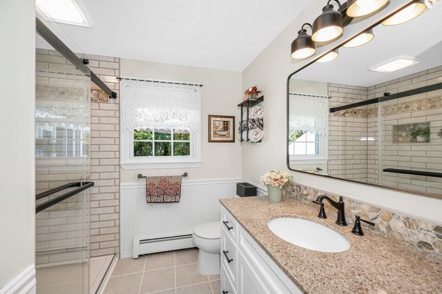 83 Black Oak Lane, Dracut, MA 01826