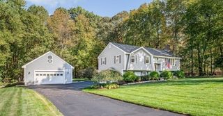 83 Black Oak Lane, Dracut, MA 01826