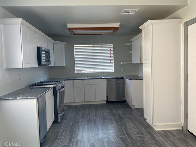 12410 Basswood, Victorville, CA 92395