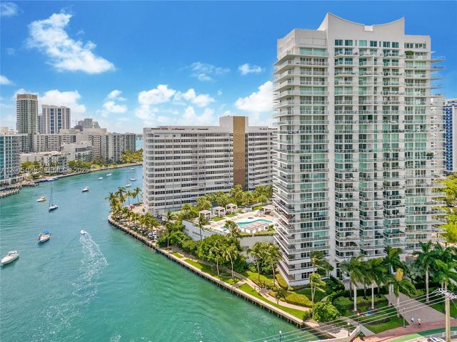 10 Venetian Way 804, Miami Beach, FL 33139