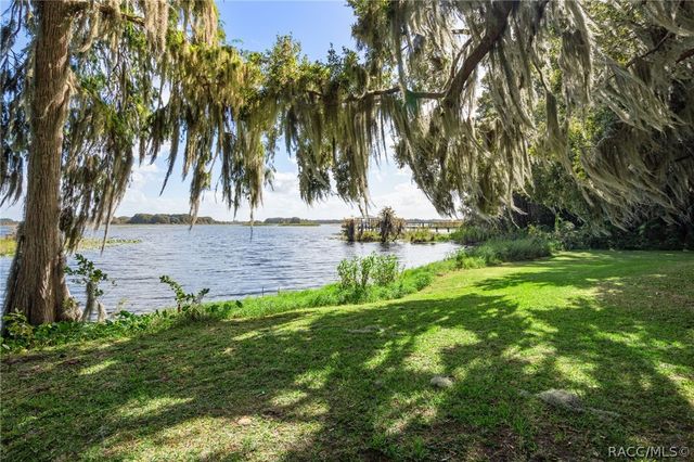 4589 N Grass Island Terrace, Hernando, FL 34442