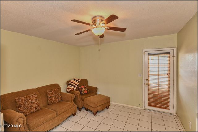 4736 LOMA DE COLOR Drive, El Paso, TX 79934