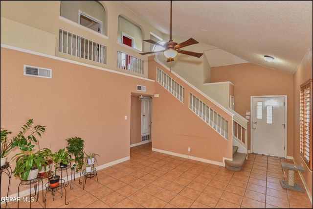 4736 LOMA DE COLOR Drive, El Paso, TX 79934