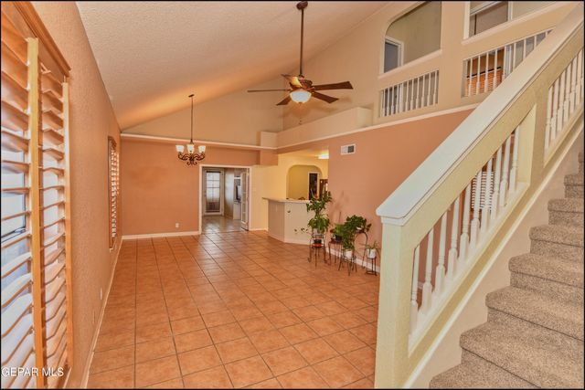 4736 LOMA DE COLOR Drive, El Paso, TX 79934