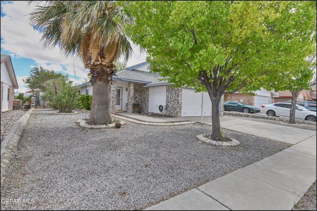 4736 LOMA DE COLOR Drive, El Paso, TX 79934