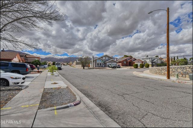 4736 LOMA DE COLOR Drive, El Paso, TX 79934
