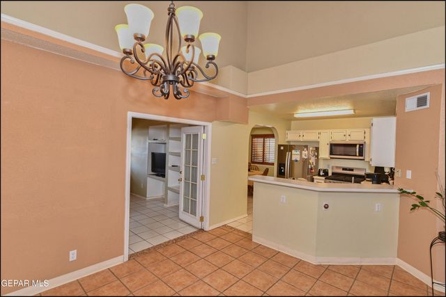 4736 LOMA DE COLOR Drive, El Paso, TX 79934