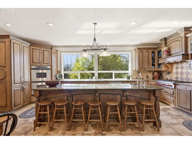 2910 Se 282ND Ct, Camas, WA 98607