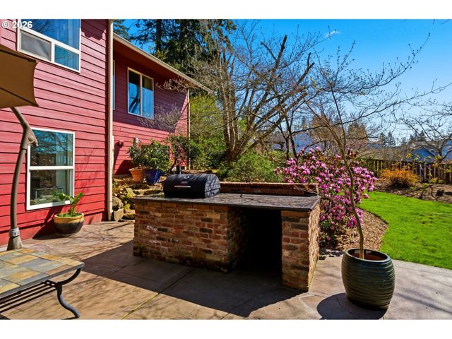 2910 Se 282ND Ct, Camas, WA 98607