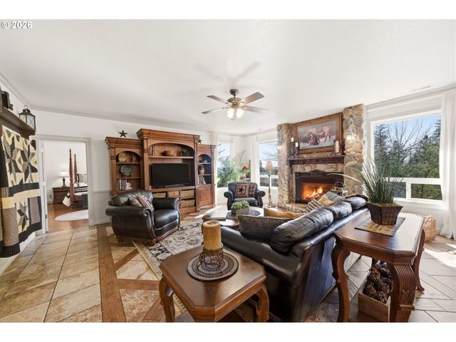 2910 Se 282ND Ct, Camas, WA 98607