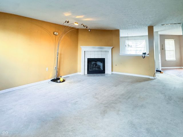 2308 Valley Creek W Lane, Indianapolis, IN 46229