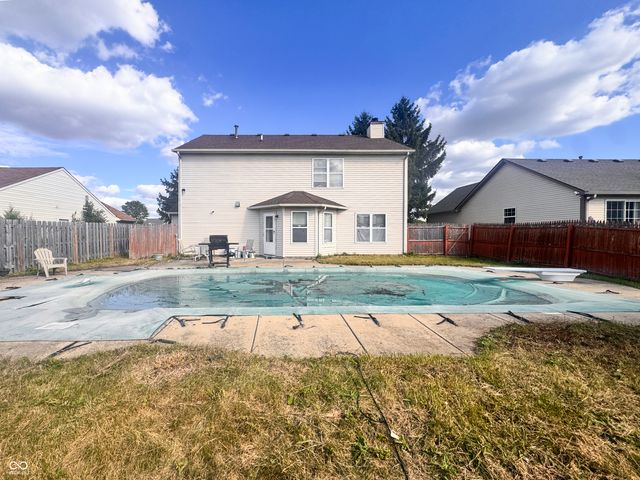 2308 Valley Creek W Lane, Indianapolis, IN 46229