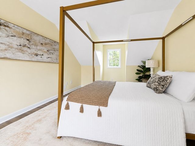 345 Laurel St, Bridgewater, MA 02324