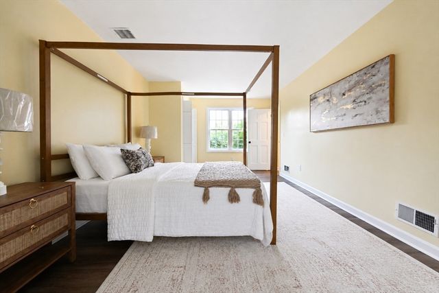 345 Laurel St, Bridgewater, MA 02324