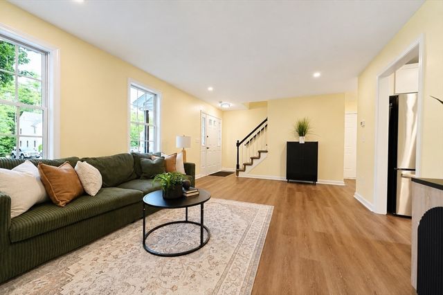 345 Laurel St, Bridgewater, MA 02324
