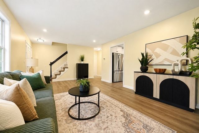 345 Laurel St, Bridgewater, MA 02324