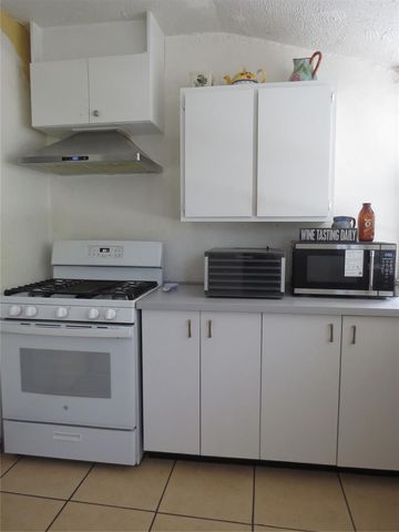 5815 18TH STREET N 16, St Petersburg, FL 33714