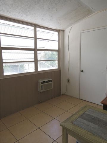5815 18TH STREET N 16, St Petersburg, FL 33714