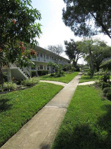 5815 18TH STREET N 16, St Petersburg, FL 33714
