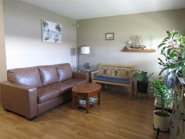 5815 18TH STREET N 16, St Petersburg, FL 33714
