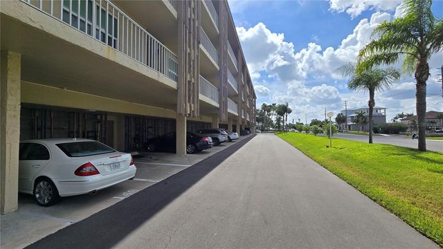 105 ISLAND WAY 112, Clearwater Beach, FL 33767