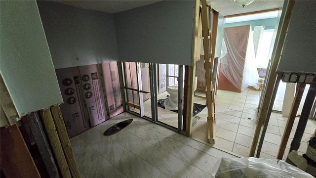 105 ISLAND WAY 112, Clearwater Beach, FL 33767