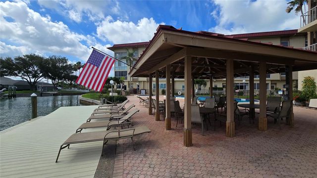 105 ISLAND WAY 112, Clearwater Beach, FL 33767