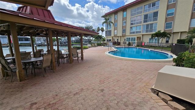 105 ISLAND WAY 112, Clearwater Beach, FL 33767
