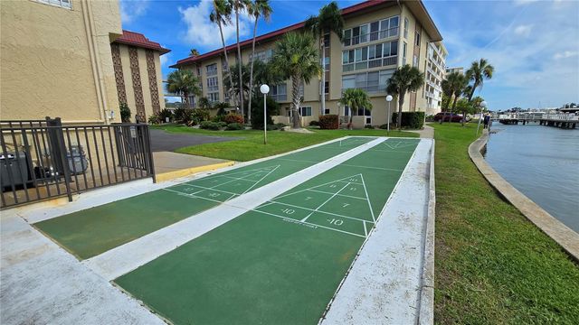 105 ISLAND WAY 112, Clearwater Beach, FL 33767