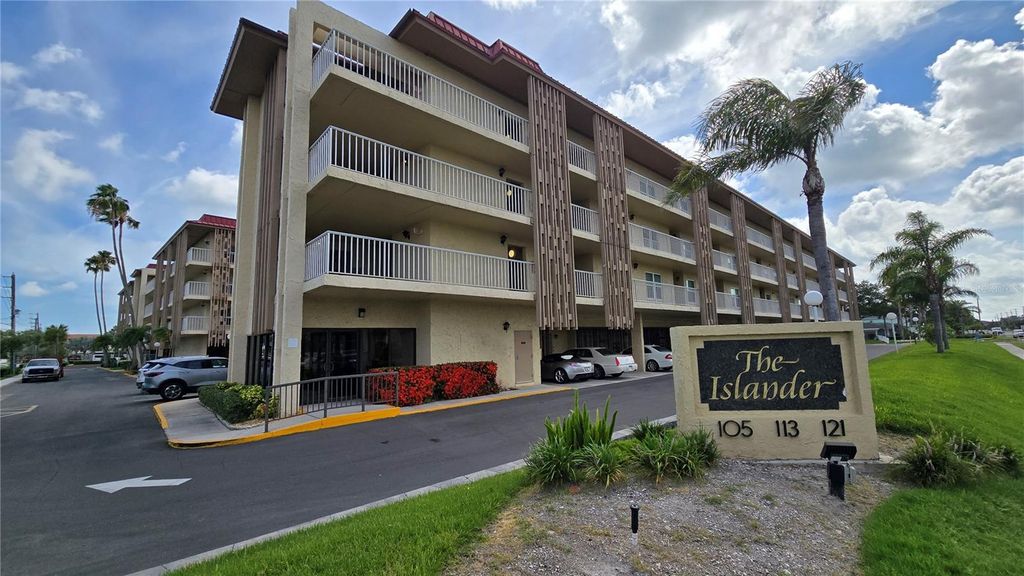 105 ISLAND WAY 112, Clearwater Beach, FL 33767