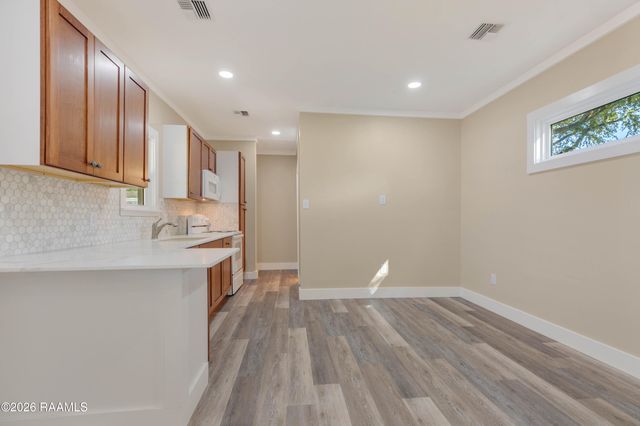 100 Maple Drive B, Lafayette, LA 70506