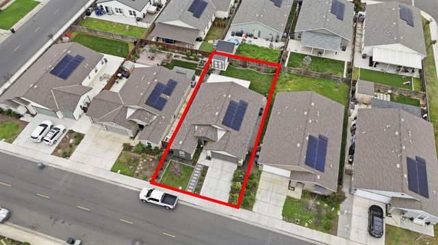 12088 Kadota Ave, Waterford, CA 95386